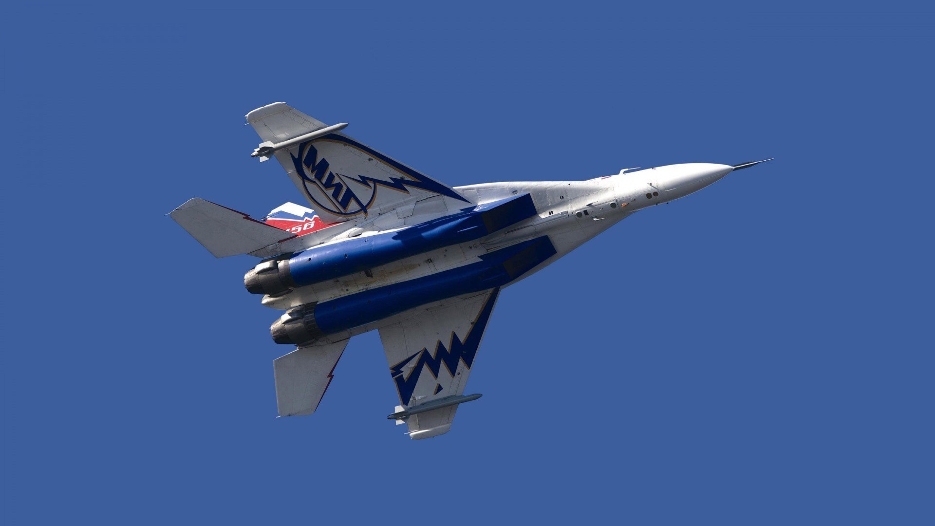 开云体育官网下载-图穆亚的精准突破与反击创造出更多得分机会，助袋鼠队夺冠，穆拉德忠·图伊奇耶夫